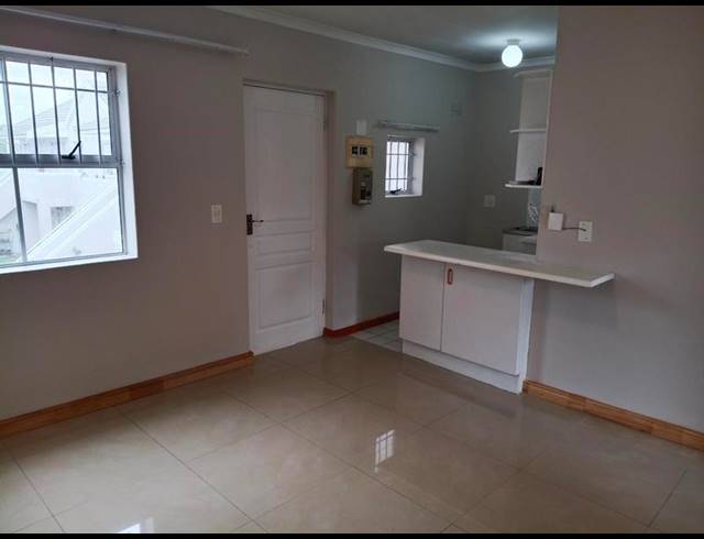 2 BEDROOM PROPERTY TO RENT IN PINELANDS